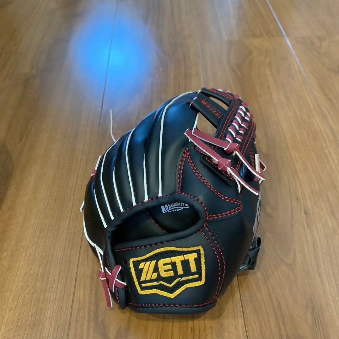 ZETT Pro Model Black Gloves & Yellow Gloves Ball Set