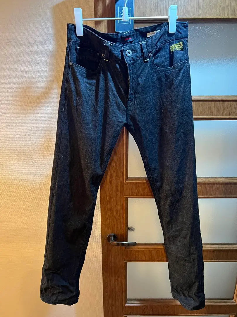 EVISU Straight Pants Black Private Stock