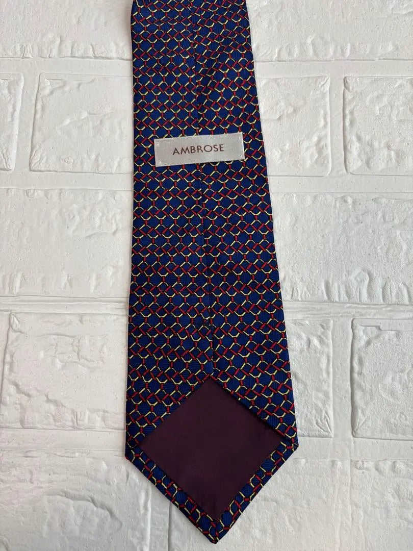 [Good condition] Tie 100% Silk AMBROSE Blue/Red y2k