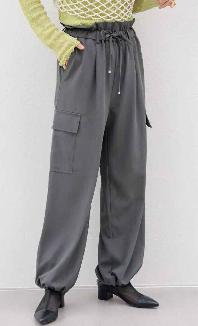 《LOWRYS FARM》Stylishly designed cargo pants