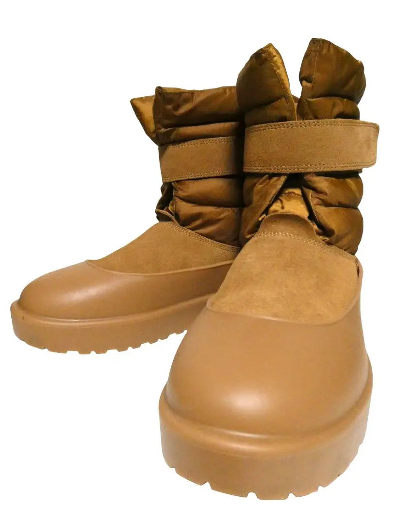 King size 29! A model with a mix of different materials! All-weather specification with silicone cover UGG