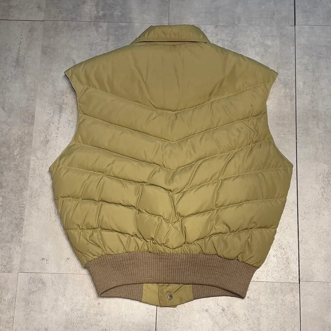 70s Sears Wearmaster Canada-made beige down vest