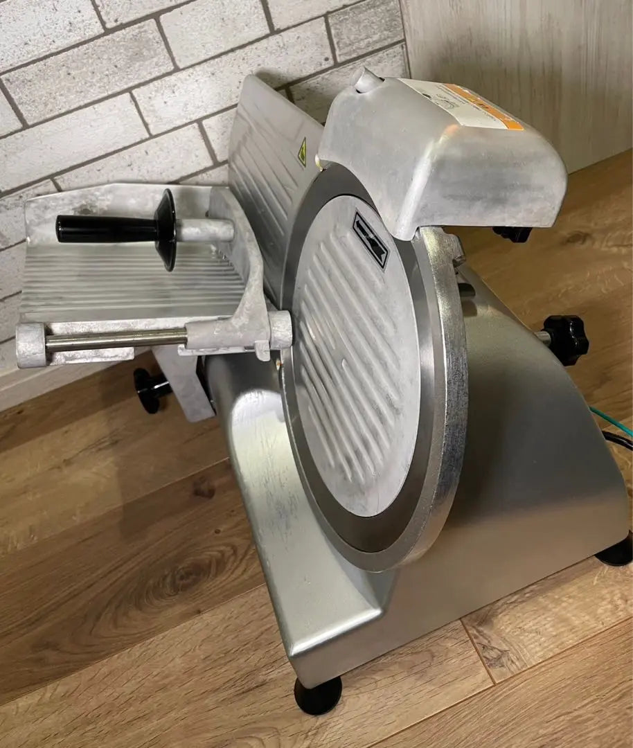 Meat slicer PRO-250YS-B1 | ミートスライサー PRO-250YS-B1