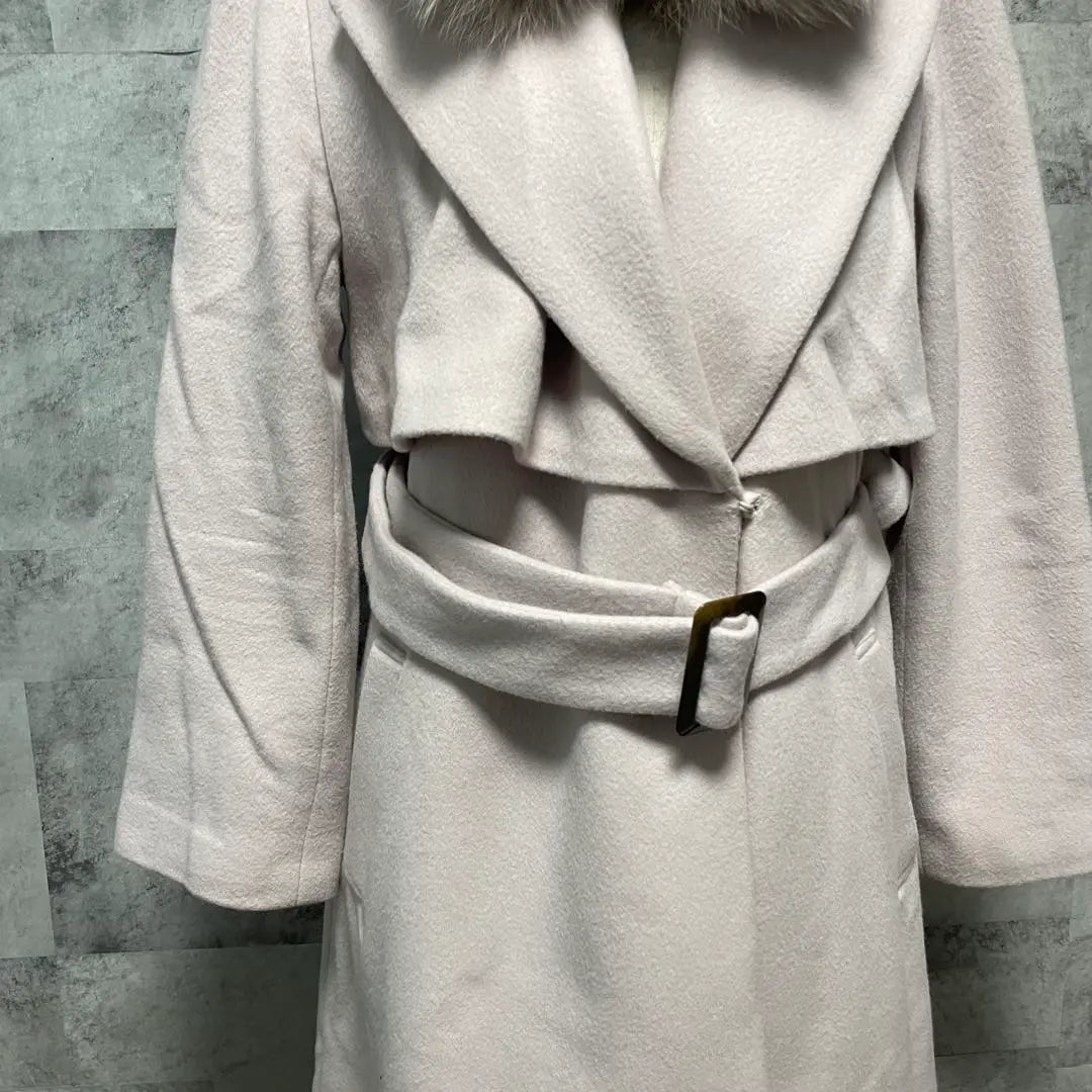 Appweiser Riche long coat with fur collar, pale pink, with belt