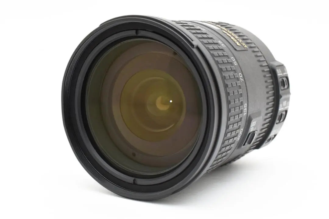 High magnification lens that can take photos both close and far⭐️AF-S 18-200mm f3.5-5.6