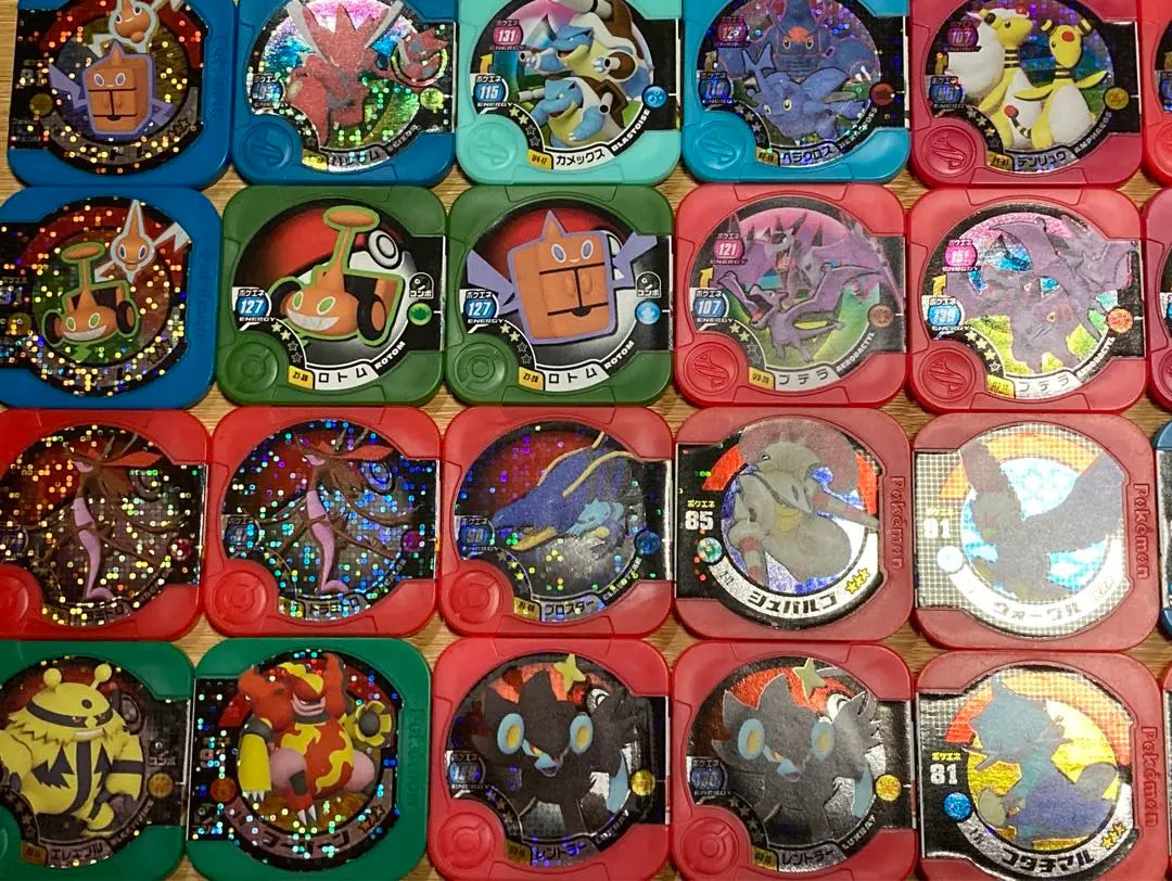 ⭐︎Oferta de set de Pokémon Tretta⭐︎Pokémon