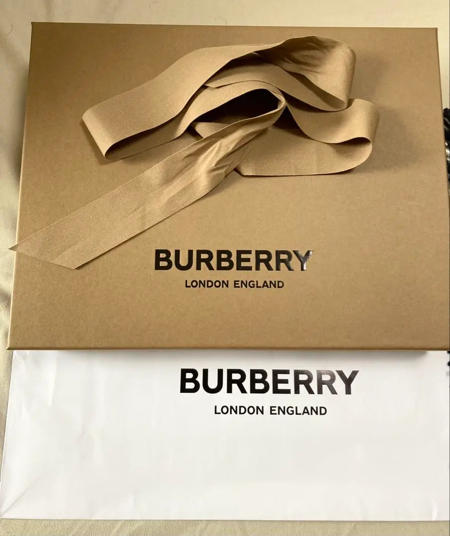 [New] BURBERRY Burberry cashmere muffler | 【新品】Burberry バーバリー カシミヤマフラー