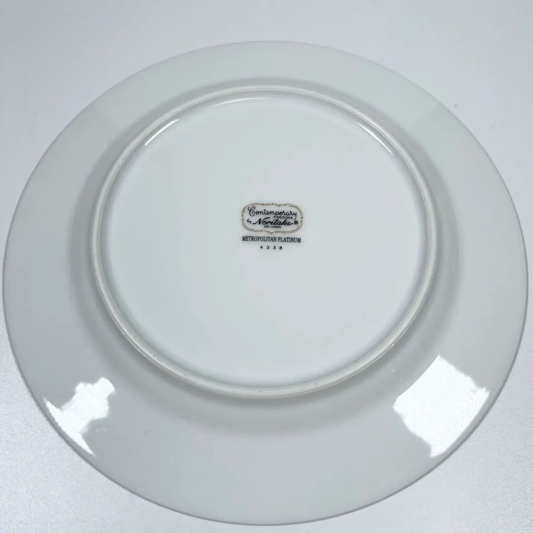 [Unused item] [Rare] Noritake plate, medium plate, Metropolitan platinum, 21cm