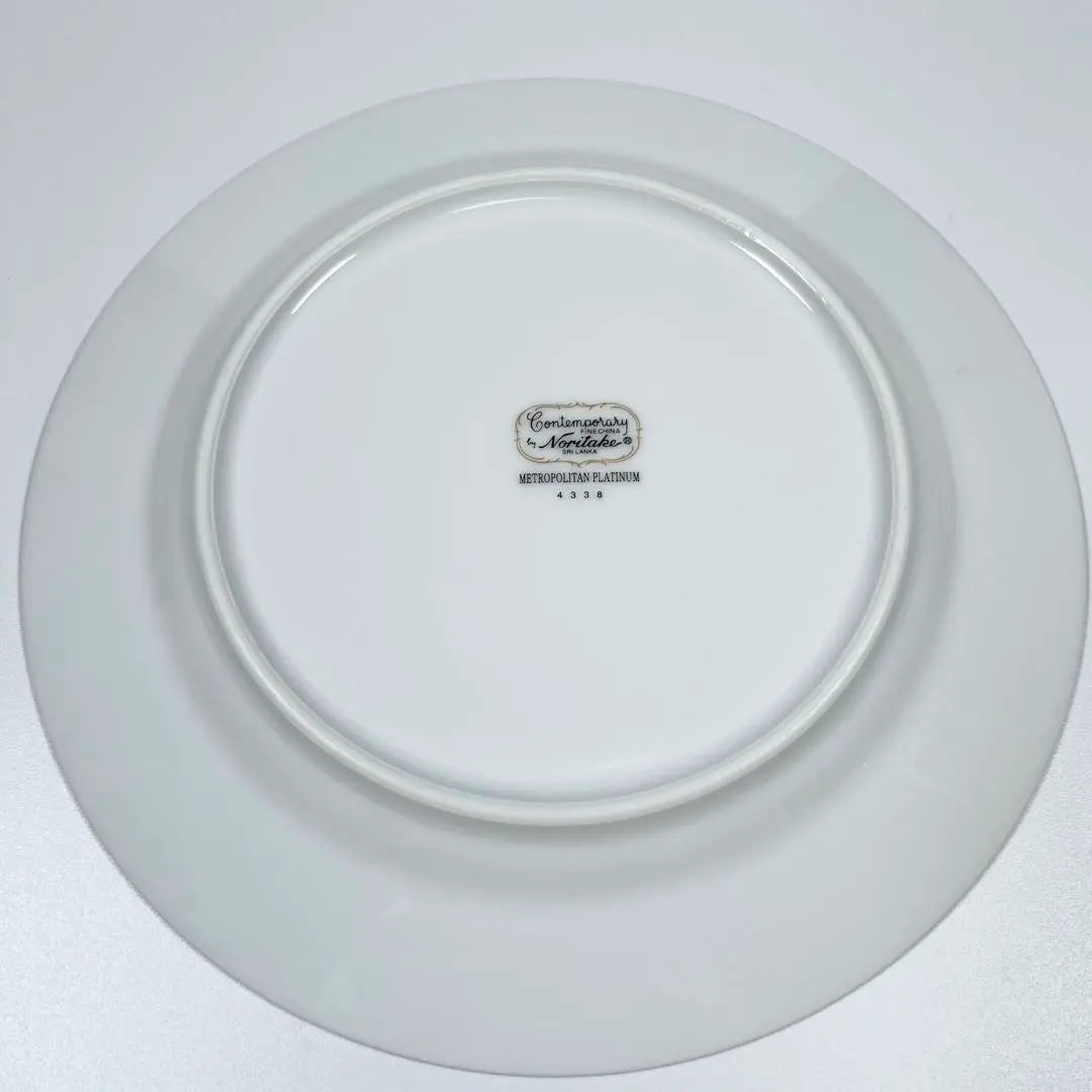 [Artículo sin usar] [Raro] Plato Noritake, plato mediano, platino Metropolitan, 21 cm