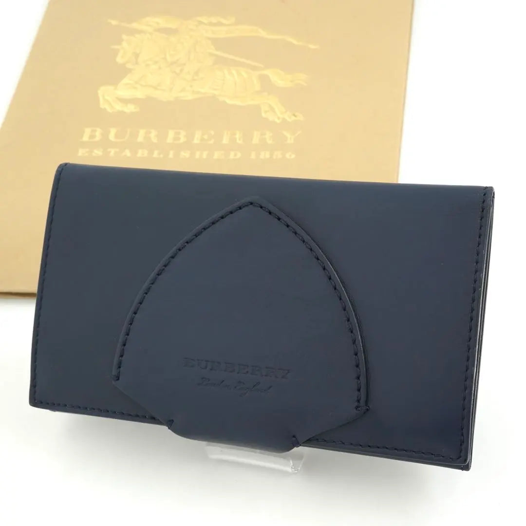 ✨Está casi sin uso✨ Cartera larga BURBERRY de dos pliegues, bicolor, logo grabado