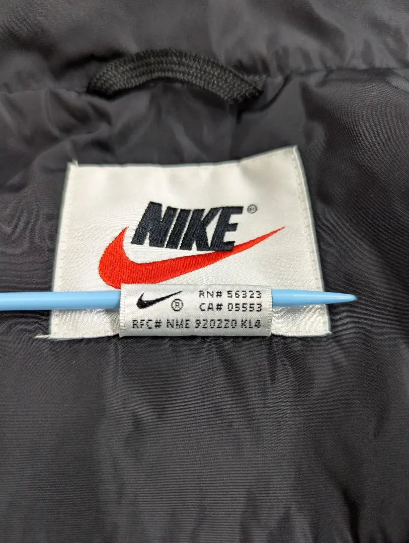 (NIKE) Chaqueta de nailon Nike para mujer con etiqueta plateada de los años 90