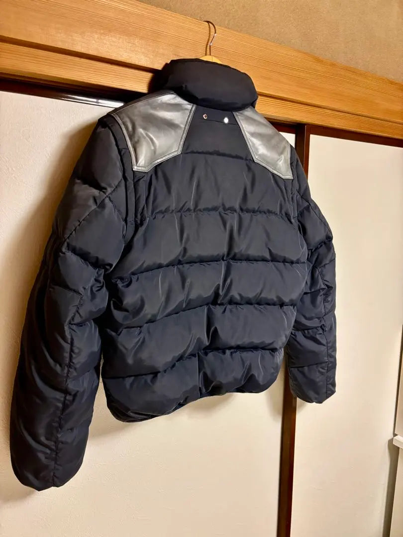 [LOUIS VUITTON] Men's Down Jacket