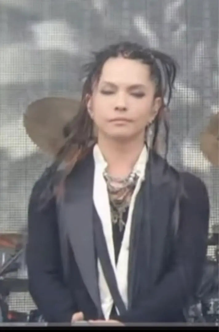 HYDE llegada IF Cardigan JK TXS White HYDE usando Crash Lazare Lark | hydeifカーディガンJK txshyde着系クラッシュレザージレ ラルク