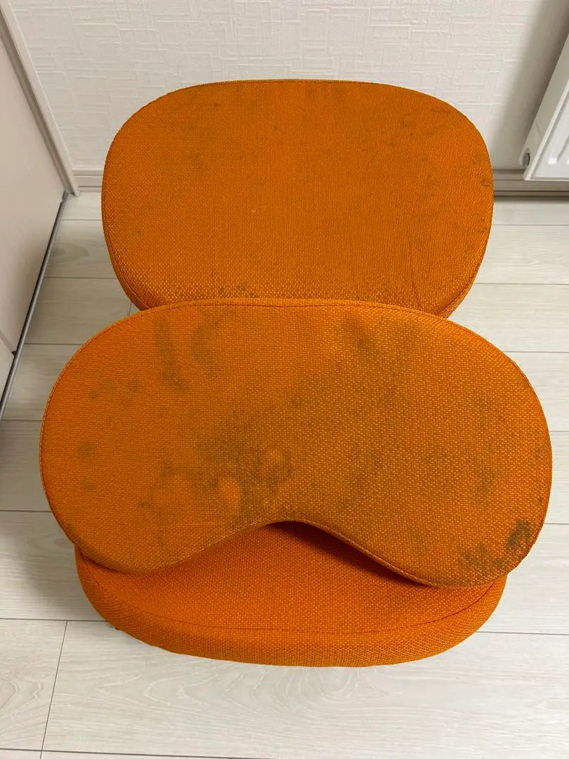 Miyatake Seisakusho proportion chair kids orange