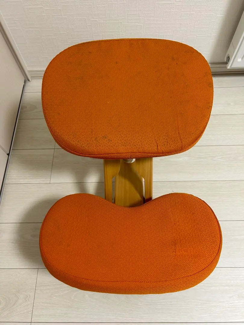 Miyatake Seisakusho proportion chair kids orange