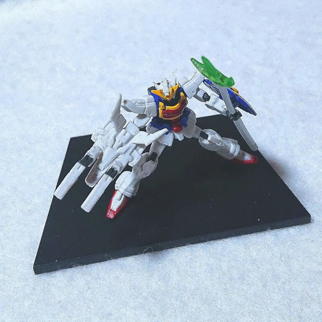 New Mobile Suit Gundam W Early Model EW Version Guncole G Collection Gundam Collection