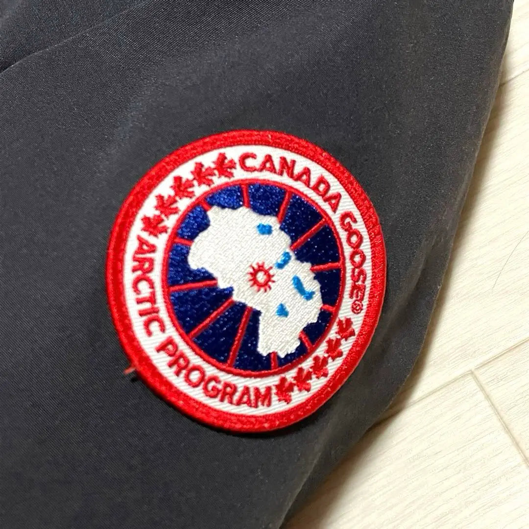 Good condition Canada Goose JASPER Jasper Navy XS