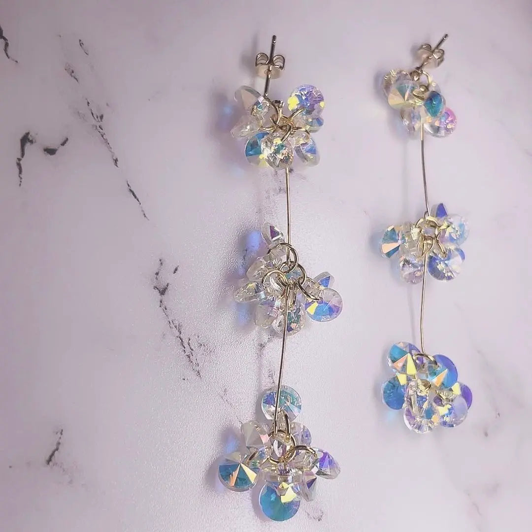 Glittering 3-pair earrings