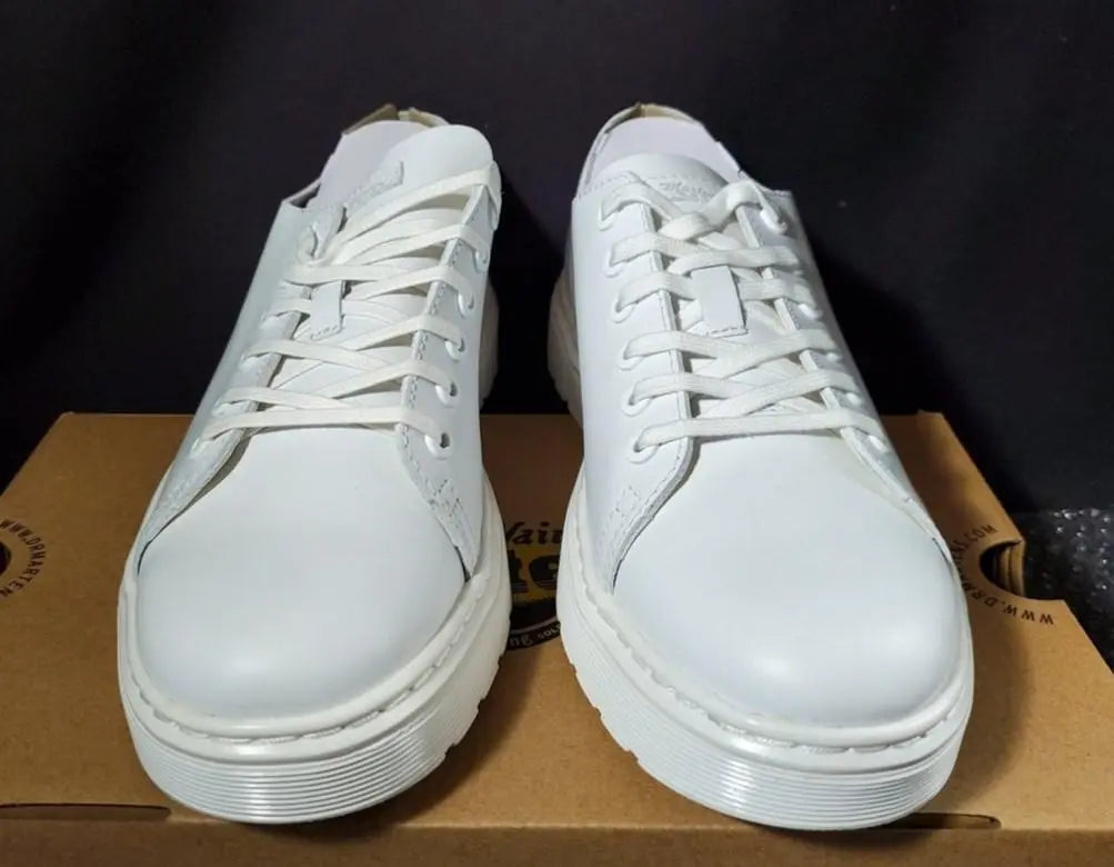 [New] Dr. Martens 6 Hole Sneakers Leather Shoes Leather DANTE