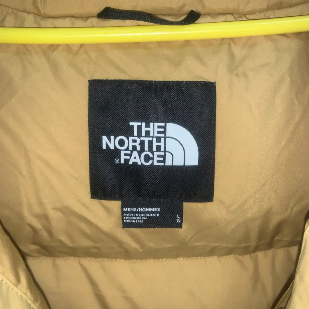 Shipping included THE NORTH FACE MCMURDO PARKA Beige