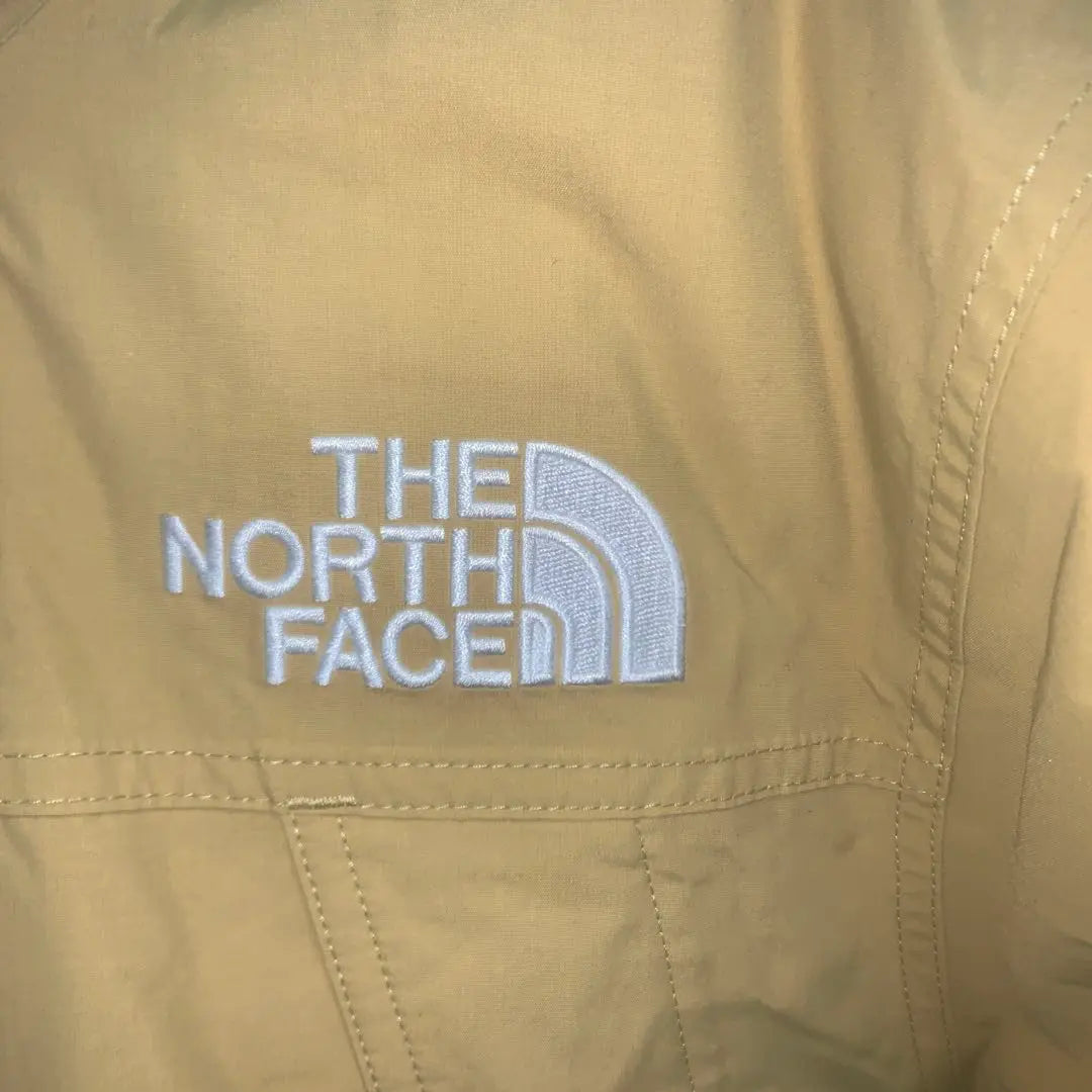 Shipping included THE NORTH FACE MCMURDO PARKA Beige