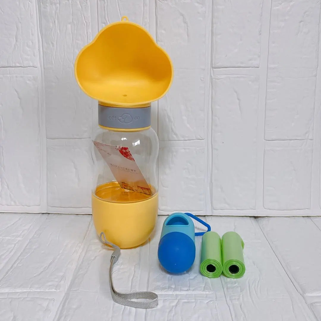 Dogs, water drinking, feeding, easy and convenient, walks, water, feeding, yellow, with etiquette bag