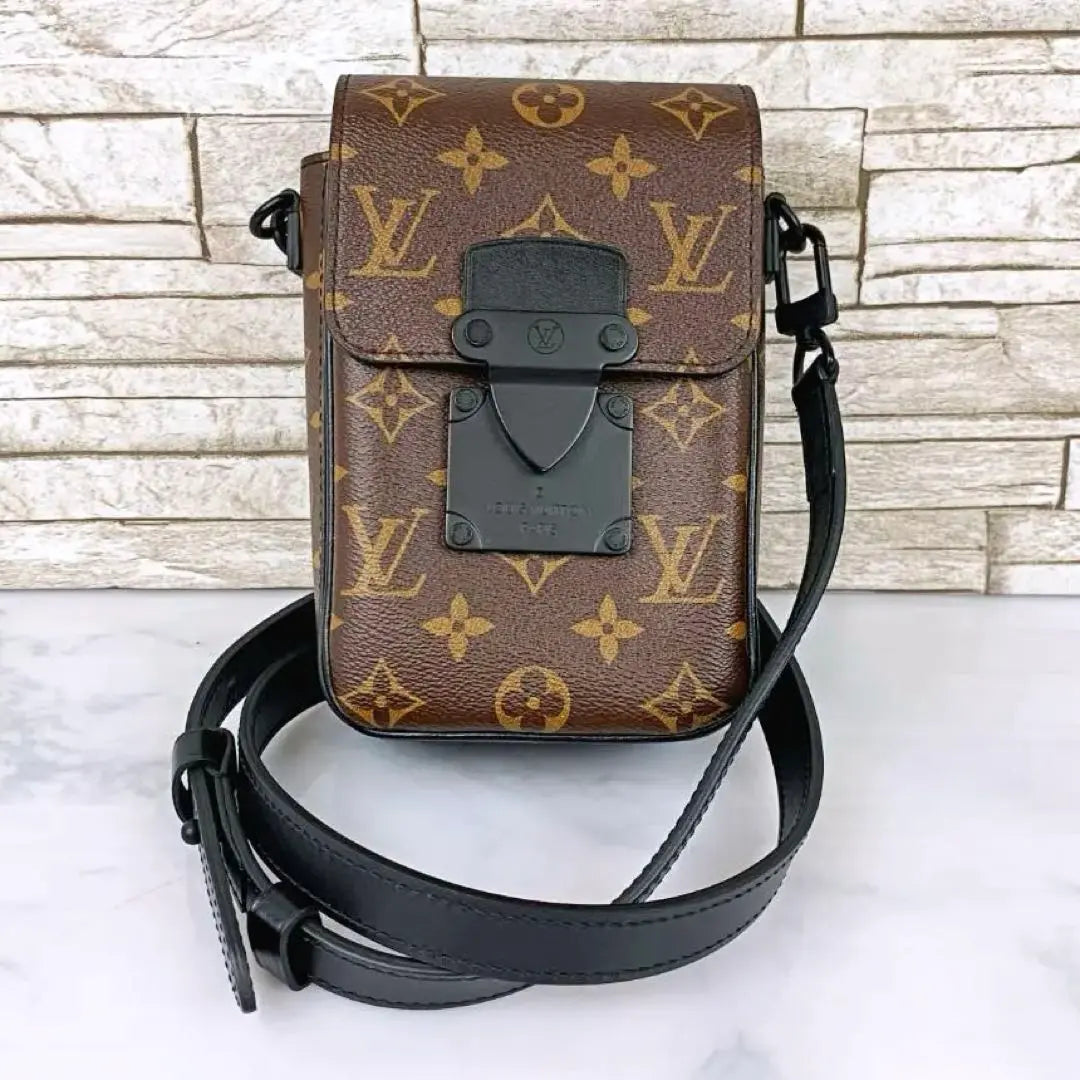 [Excelente estado] Cartera vertical portátil Louis Vuitton LV