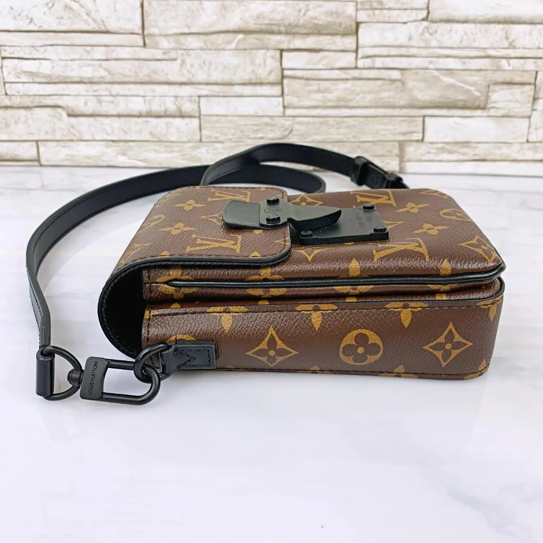 [Excelente estado] Cartera vertical portátil Louis Vuitton LV