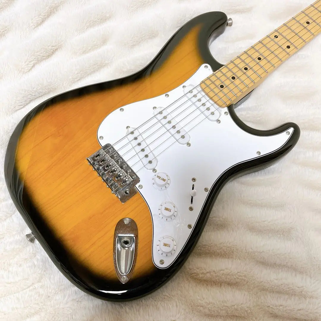 Bacchus Universal Series Stratocaster Sunburst