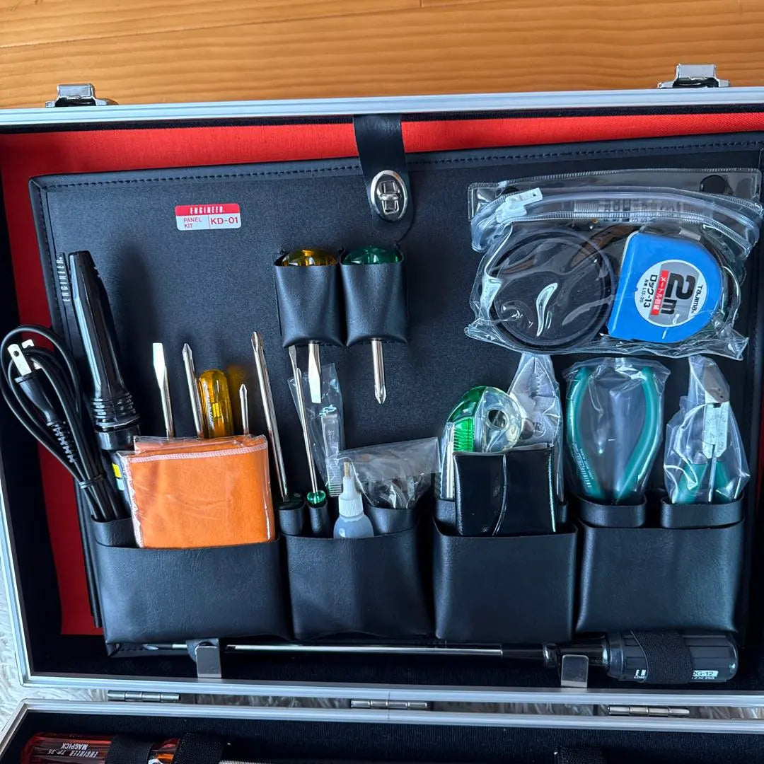 Engineer Tool Set Aluminum Case Almost unused, some missing?