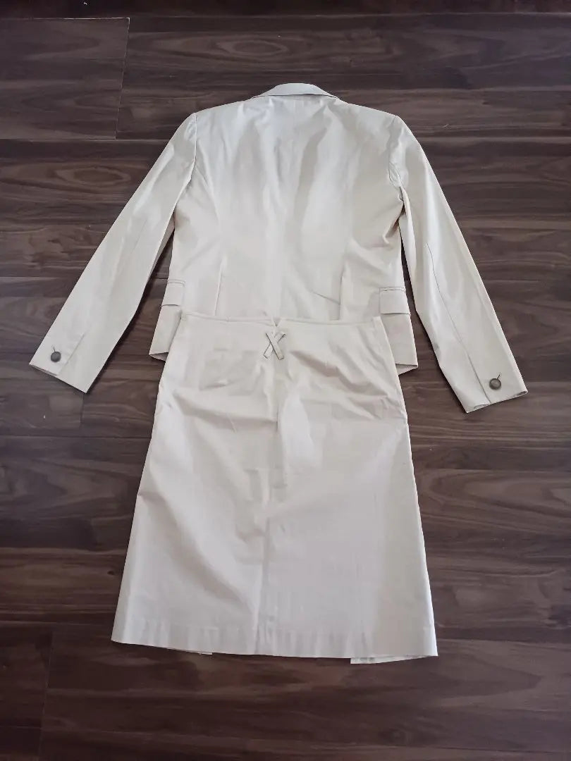 Natural Beauty jacket and skirt. The colour is ivory