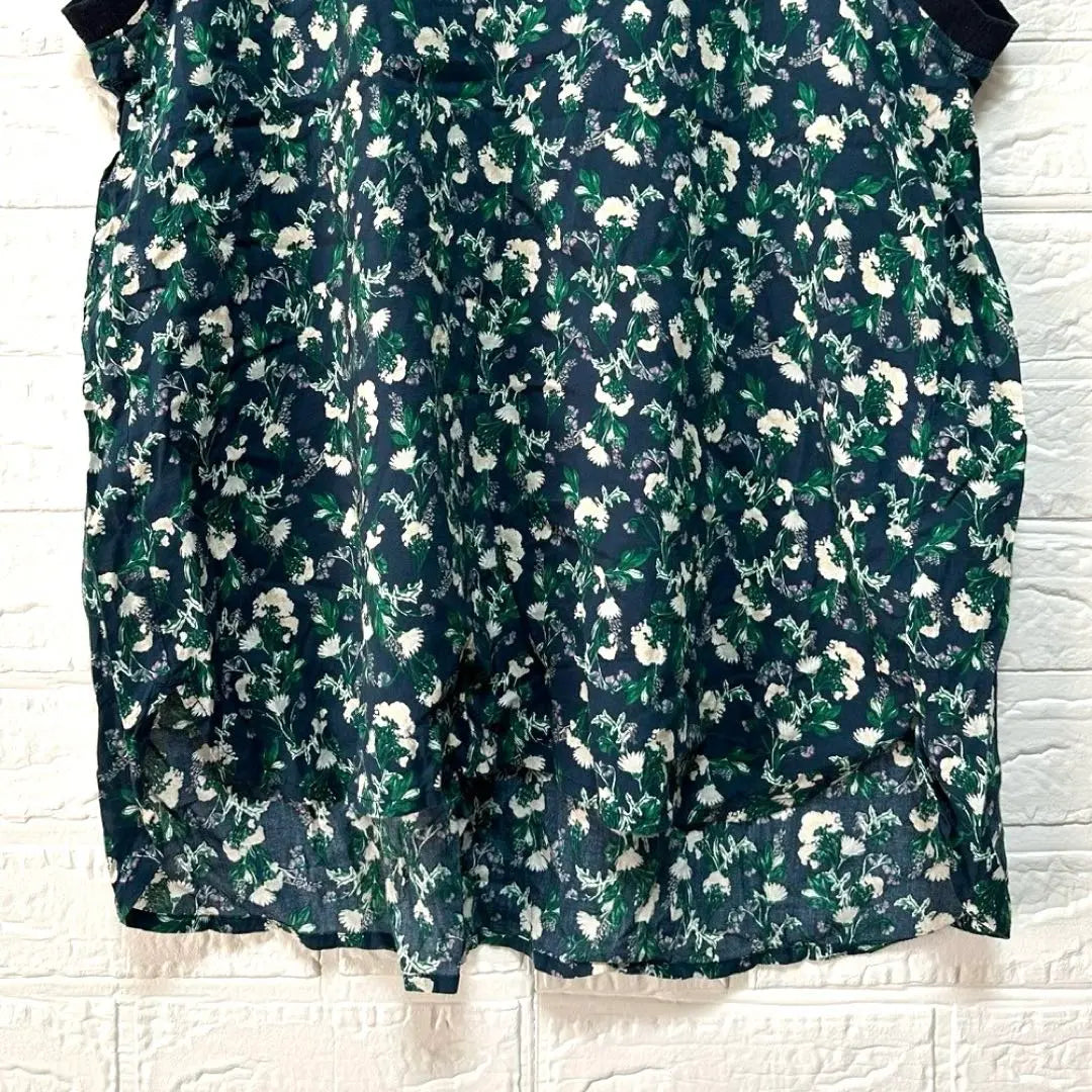 [Beeming by Beams] Sleeveless tank top, floral pattern, all-over pattern, fishtail