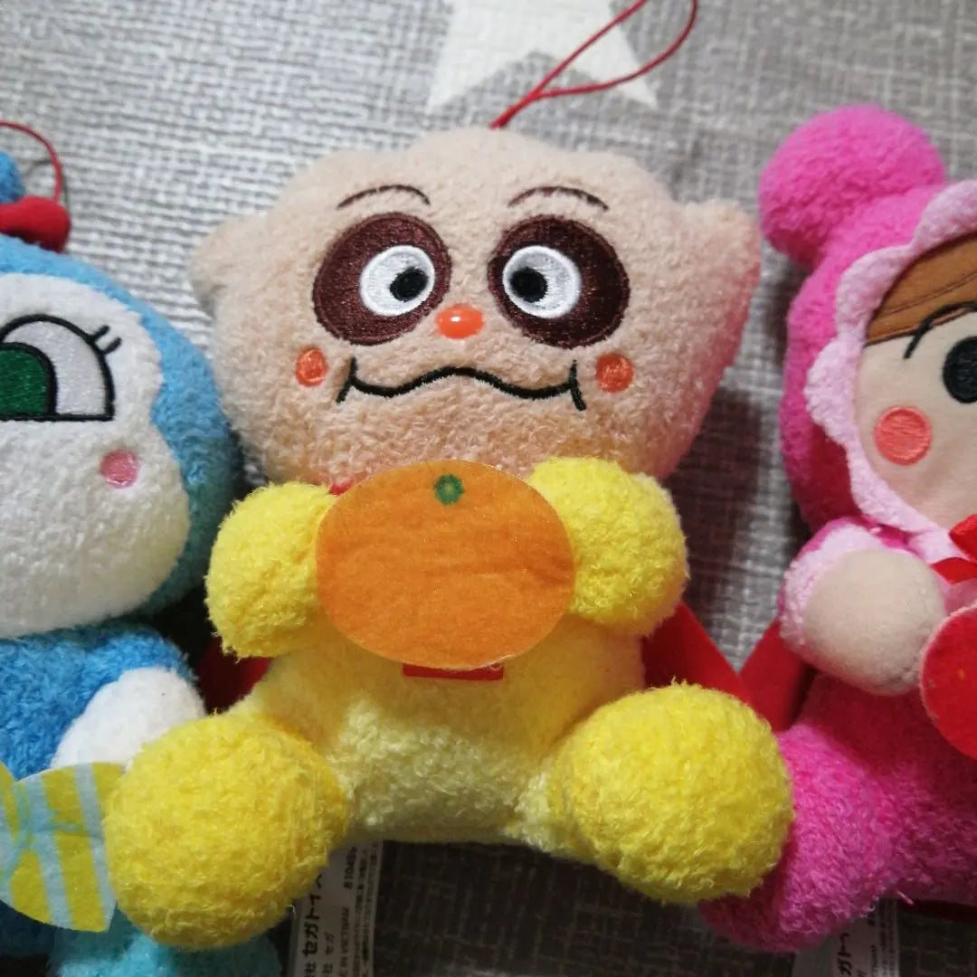 Juego de 4 peluches Anpanman