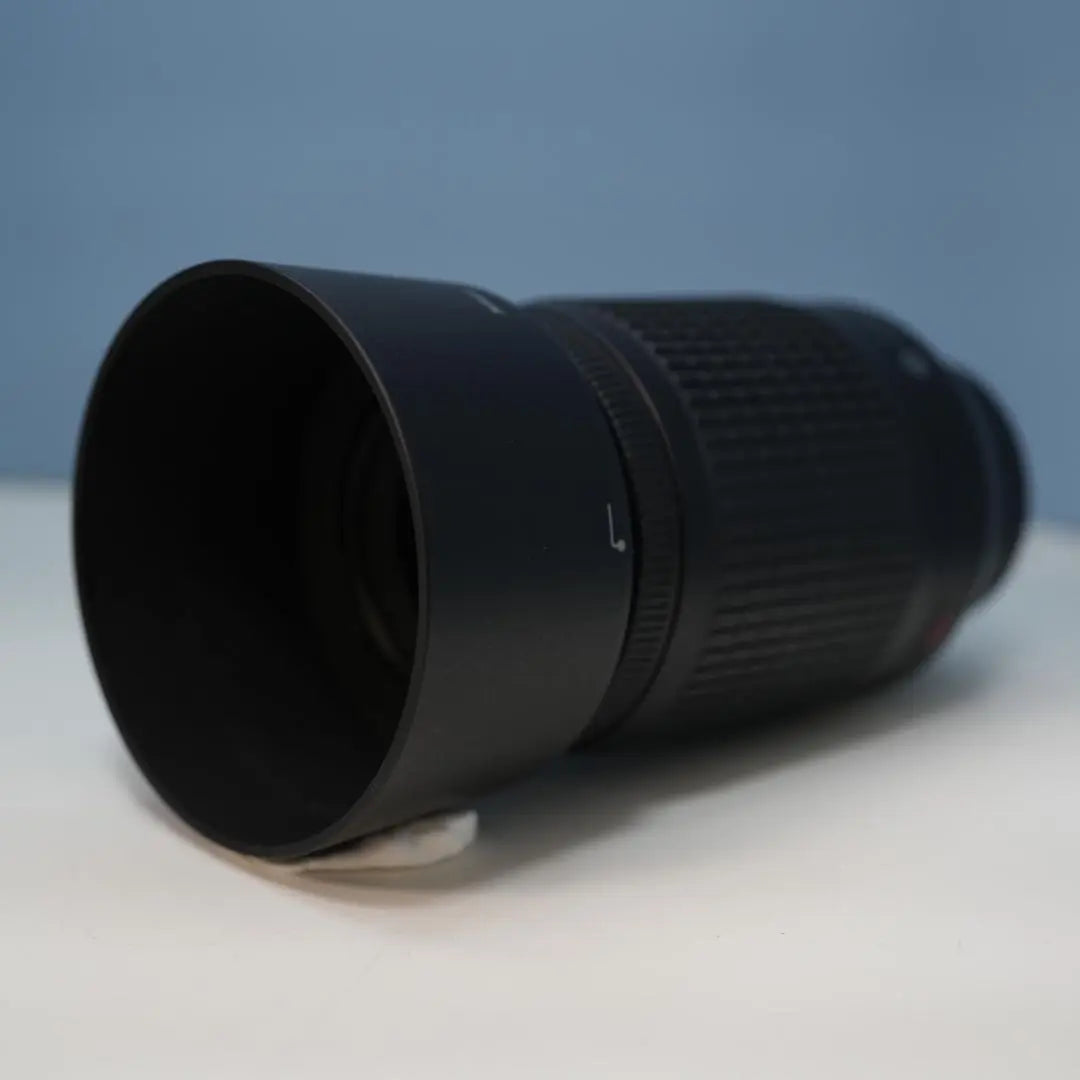 Nikon genuine 55-200mm telephoto lens, good condition a3673