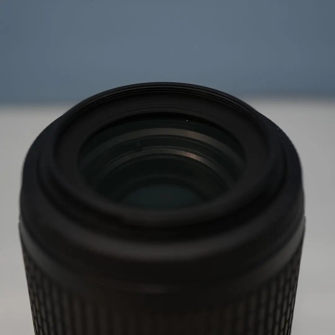 Nikon genuine 55-200mm telephoto lens, good condition a3673