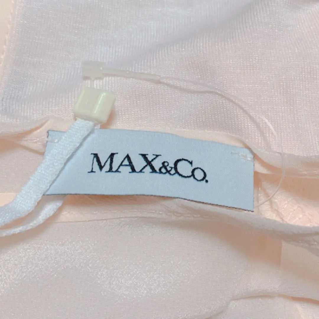 New MAX &Co. Made with different materials such as silk, hem asymmetrical tank top L