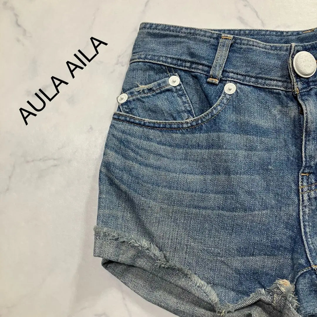 AULA AILA Fade-damaged denim shorts 26