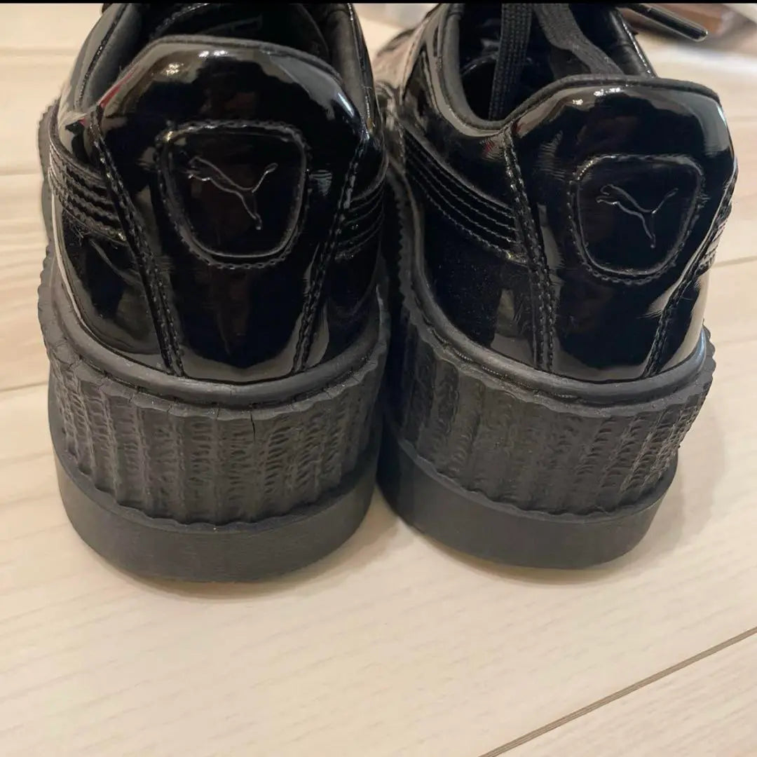 [Good condition ◎] FENTY PUMA enamel sneakers