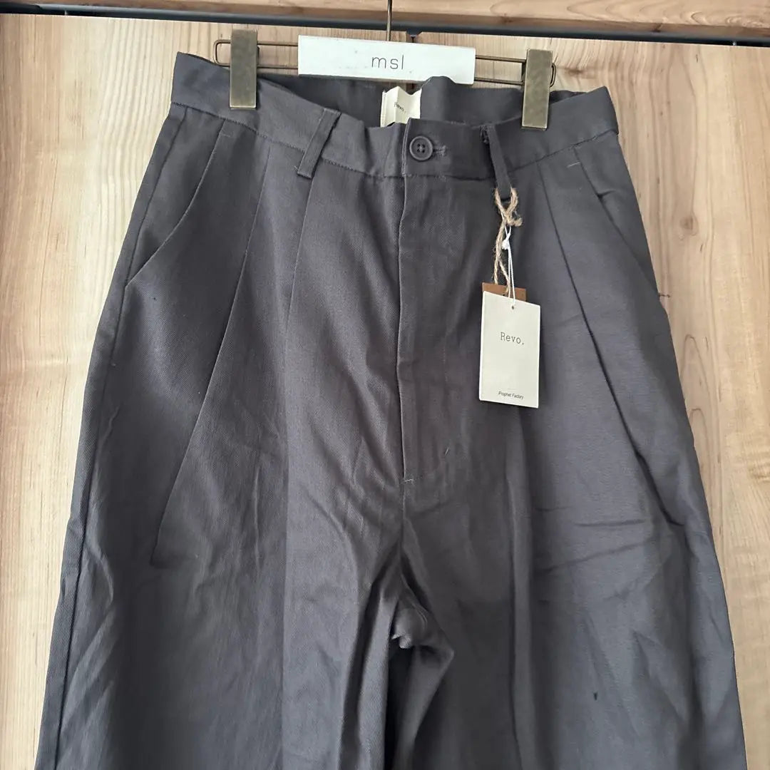 Revo. Grey Chino Pants with Tucks New