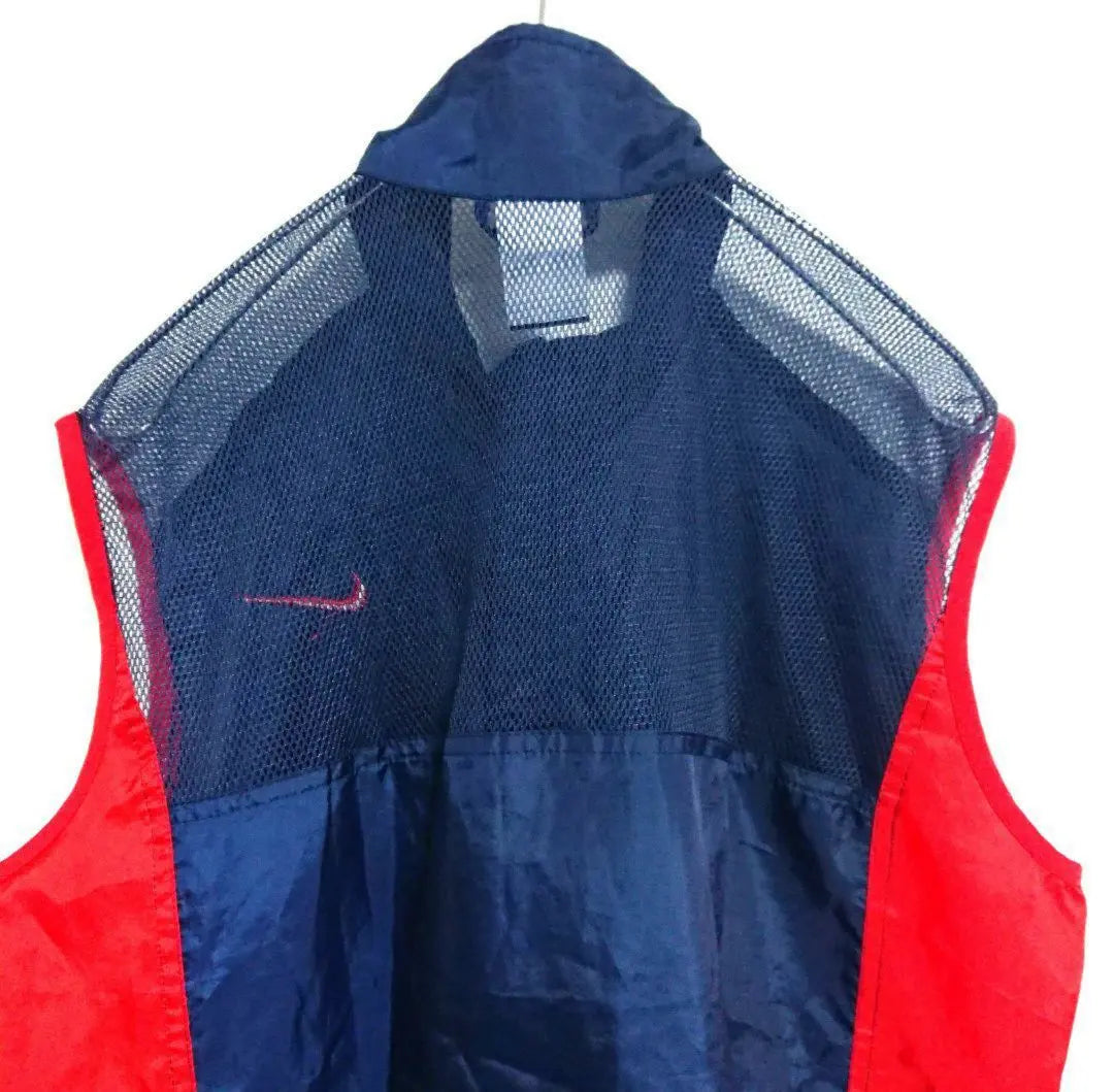 NIKE Embroidered One Point Logo Full Zip Nylon Vest Swoosh