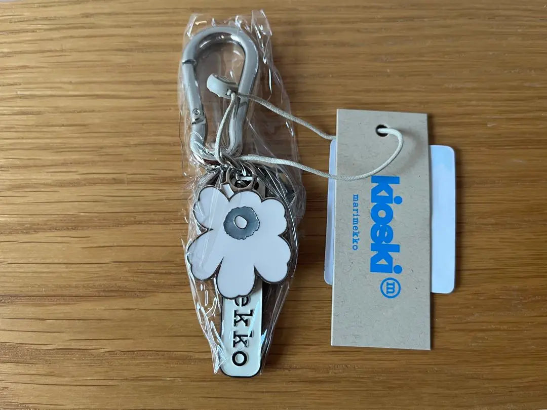 marimekko kioski Unikko key ring