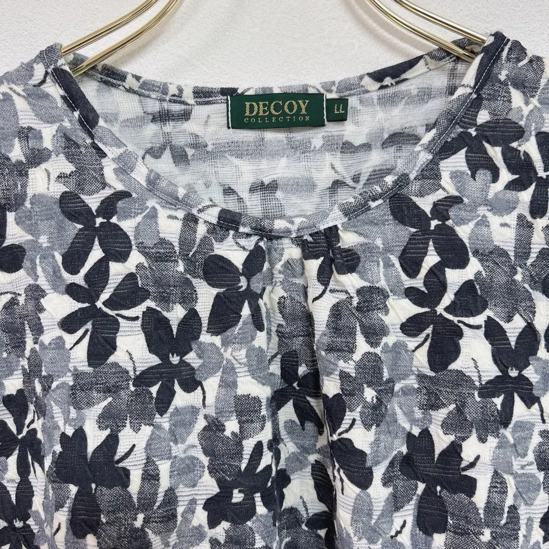 Decoy Flower pattern Short Sleeve Tops Monotone Black White Gray LL Large size