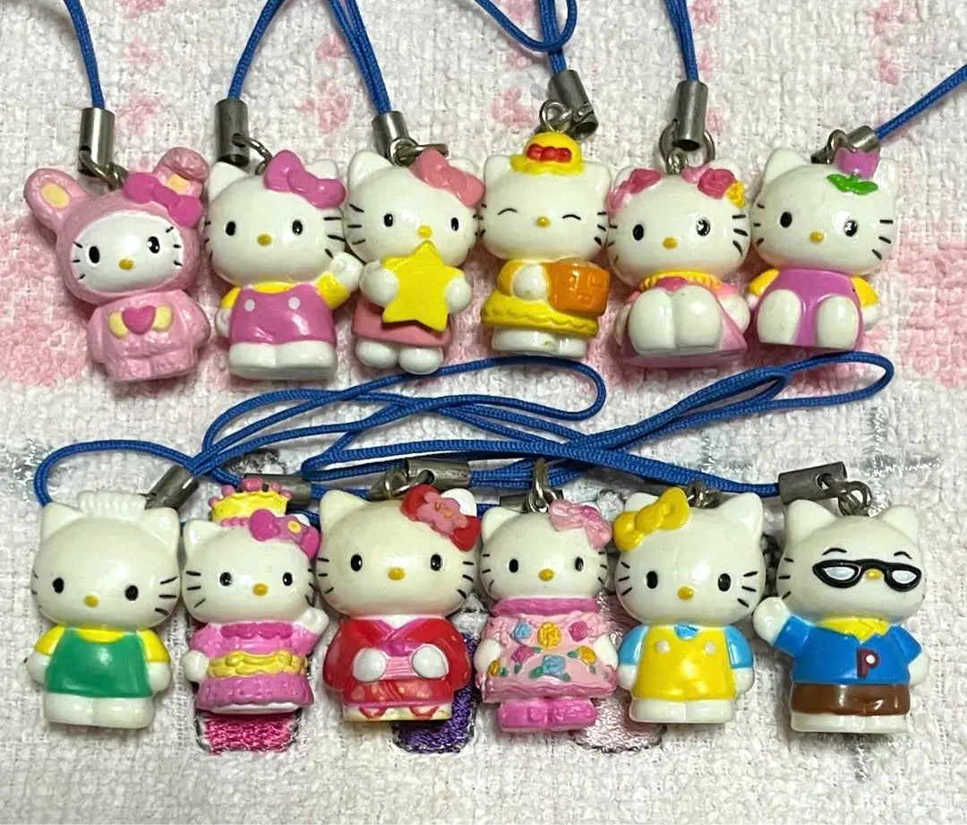 Sanrio Hello Kitty Local straps and other bulk sale