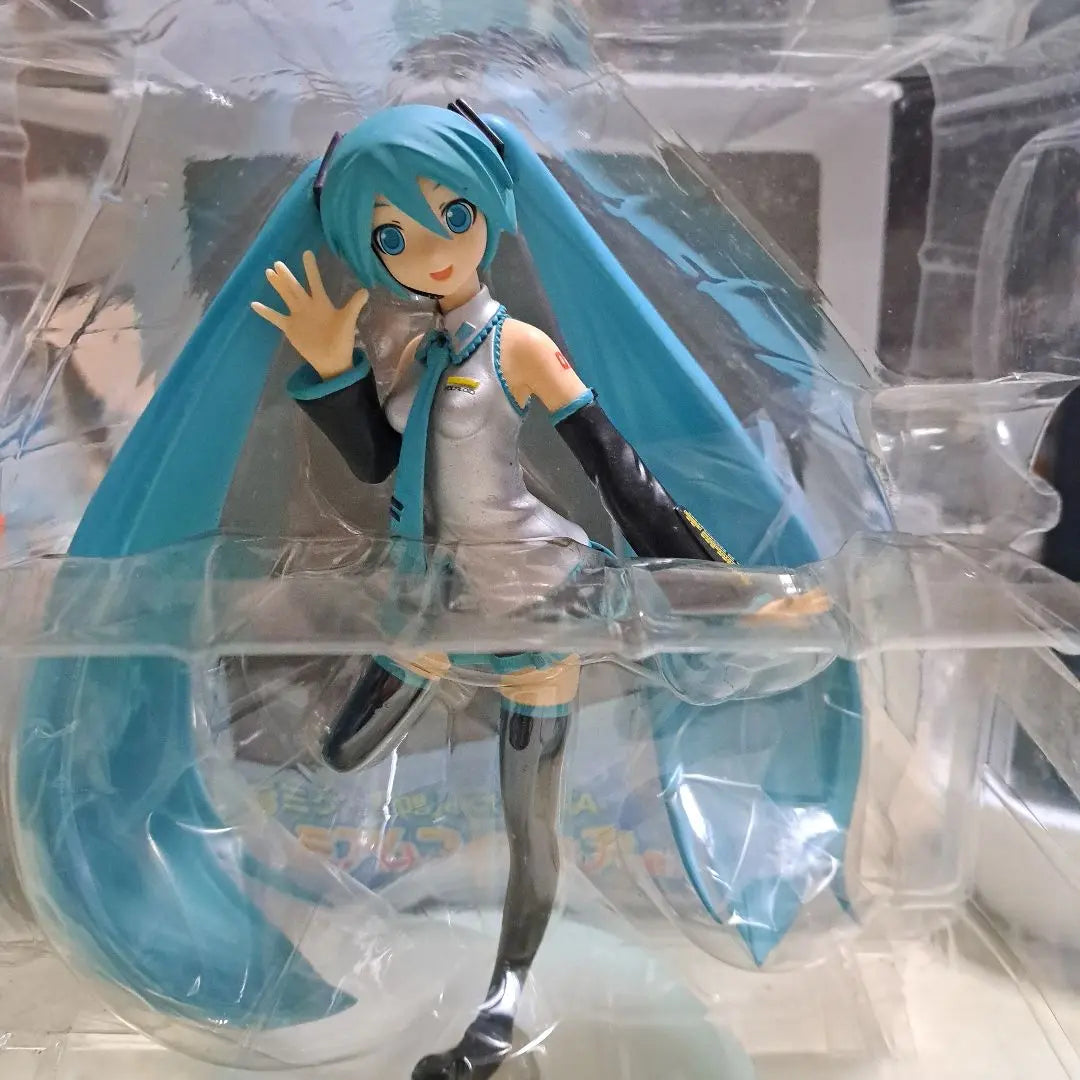 Hatsune Miku Project DIVA Premium Figure