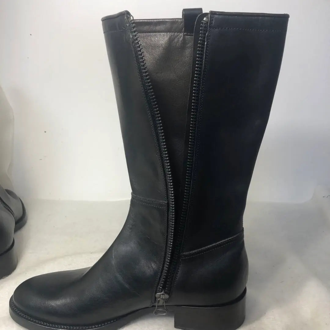 Extremely beautiful luxury BUTTERO middle boots all leather side zip