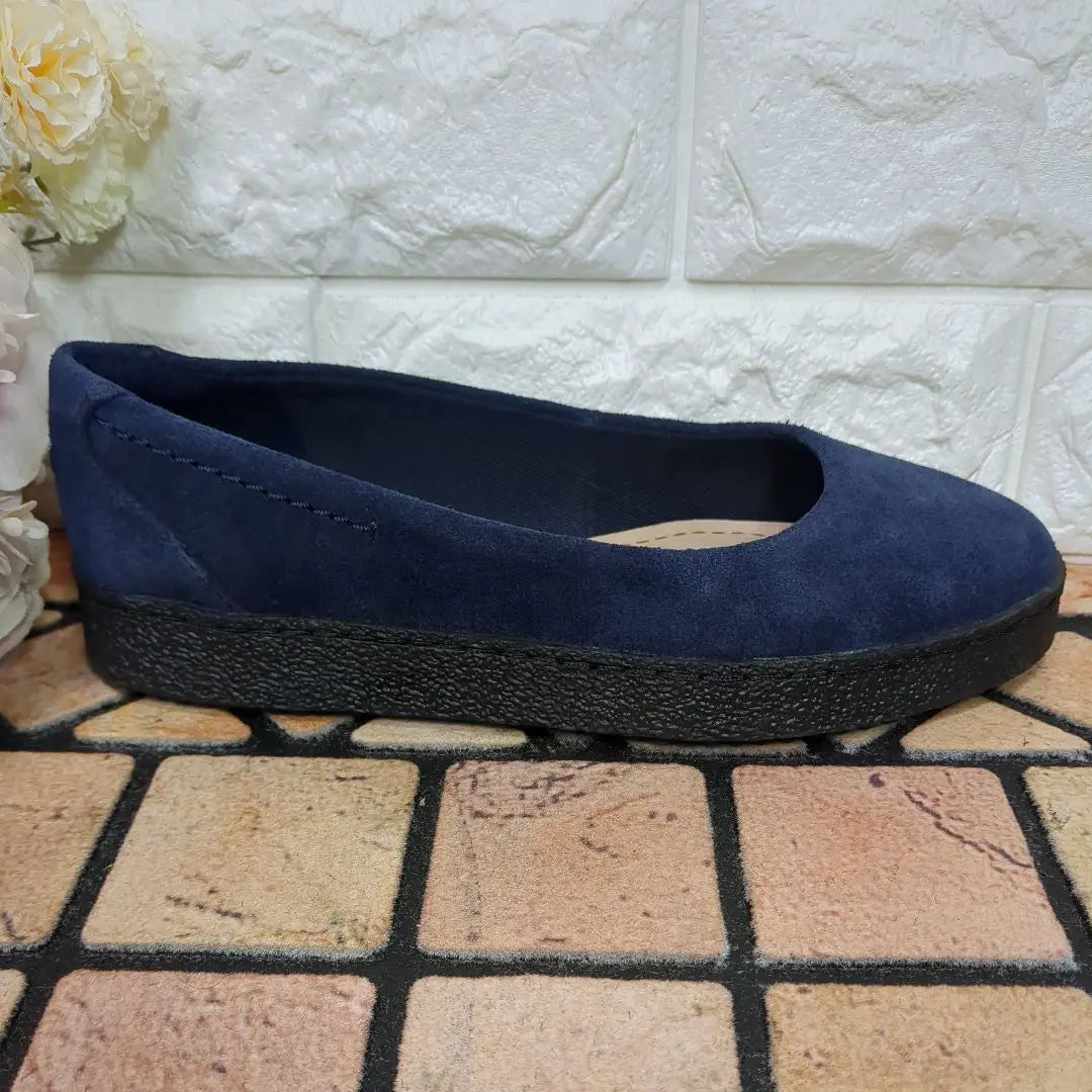 Unused Clarks Thick Sole Slip-on 22cm Suede Round Toe Navy Navy