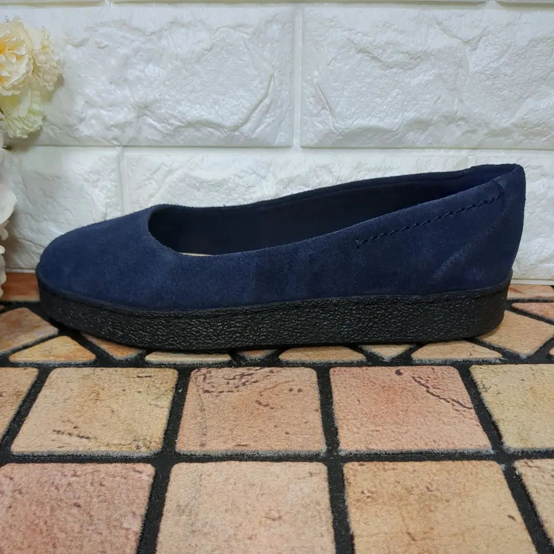 Unused Clarks Thick Sole Slip-on 22cm Suede Round Toe Navy Navy