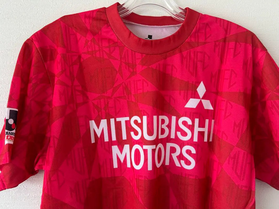 ☆Nuevo☆Envío gratis☆Camiseta modelo uniforme Urawa Reds☆Fukuda Masahiro☆