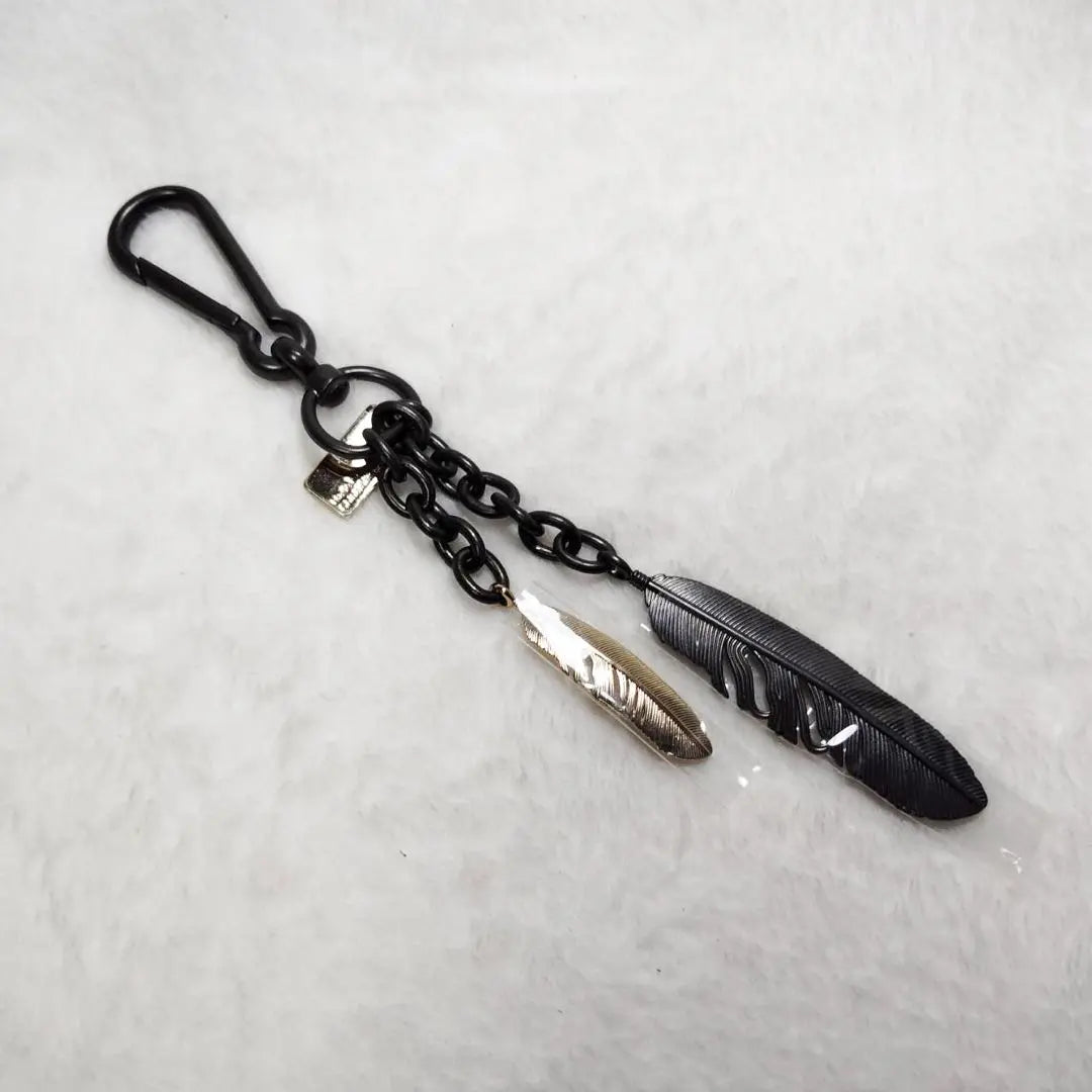 Unused! COACH Metal Feather Charm Keychain