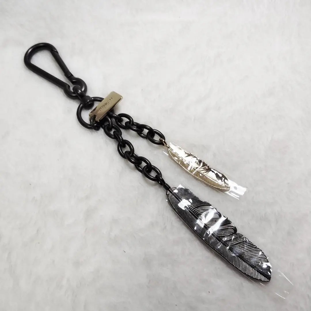 Unused! COACH Metal Feather Charm Keychain